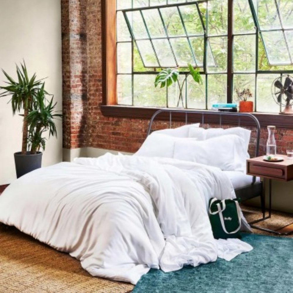 Buffy Eucalyptus Duvet Cover, White -  Queen NWT